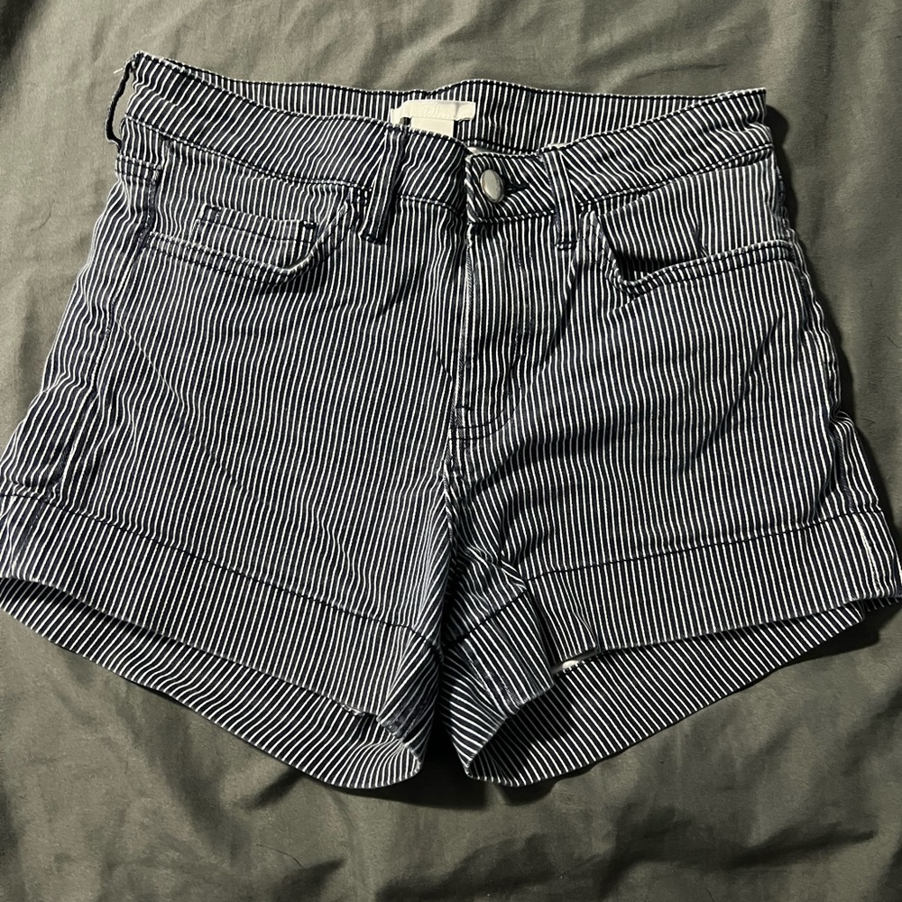 H & m shorts